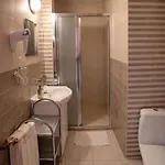 Pod Tatrami Widok Na Tatry, Sauna, Parking, Blisko Term Bukovina Panzió