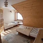 Panzió Pod Tatrami Widok Na Tatry, Sauna, Parking, Blisko Term Bukovina