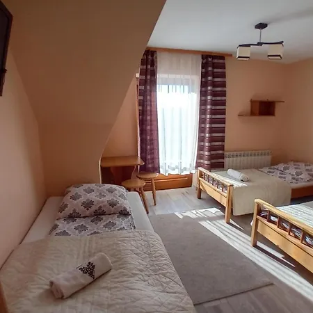 Pod Tatrami Bed & Breakfast Bukowina Tatrzańska