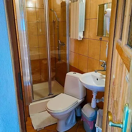 Alojamento de Acomodação e Pequeno-almoço Pod Tatrami Widok Na Tatry, Sauna, Parking, Blisko Term Bukovina
