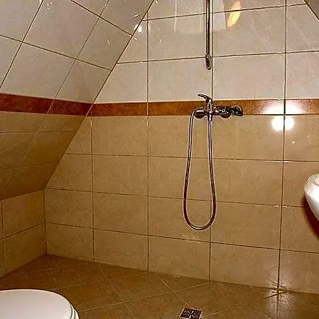 Alojamento de Acomodação e Pequeno-almoço Pod Tatrami Widok Na Tatry, Sauna, Parking, Blisko Term Bukovina