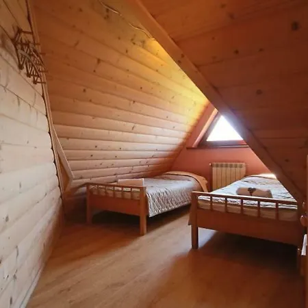 Pod Tatrami Widok Na Tatry, Sauna, Parking, Blisko Term Bukovina 3* Буковина Татранська